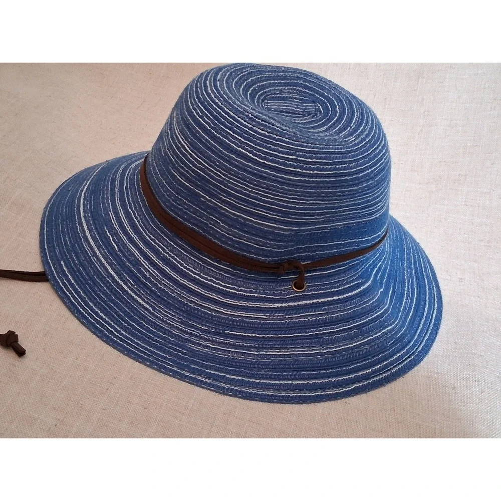 CTR Chaos Summit Blue White Striped Wide Brim Sun Hat Chin Strap S/M 1357